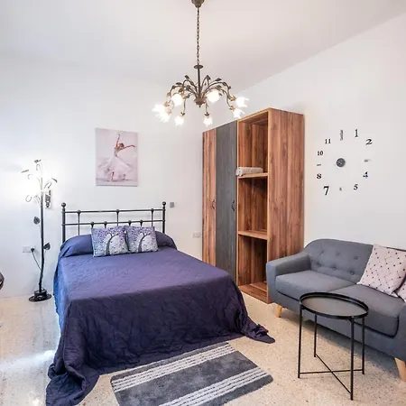 Close To Airport - Private With Private Bathroom Adults Only Casa de hóspedes *