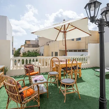 Close To Airport - Private With Private Bathroom Adults Only Guest house Gudja