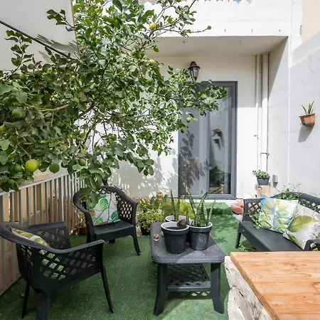 Close To Airport - Private With Private Bathroom Adults Only
