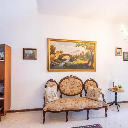 Close To Airport - Private With Private Bathroom Adults Only Casa de hóspedes